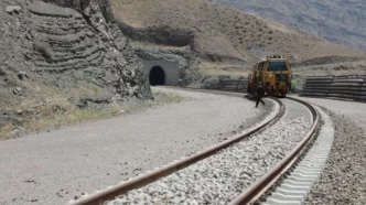 Firma de acuerdo ferroviario entre Irán, Turkmenistán y Uzbekistán