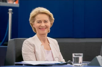 Ursula von der Leyen en conferencia sobre financiación para el desarrollo en Sevilla