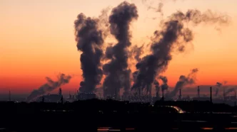 Gráfico de precios del petróleo en alza por tensiones en Medio Oriente