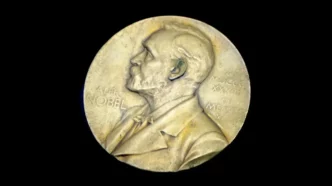 Ganadores del Nobel de Economía 2025 por innovación y crecimiento