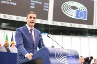 Pedro Sánchez propone salario mínimo común europeo