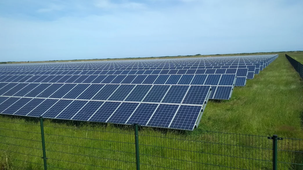 planta solar en Irán